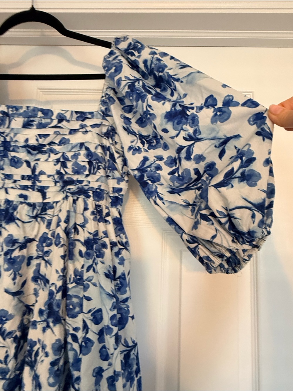 Abercrombie &Fitch Blue Floral Puff-Sleeve Women’s Dress - Picture 4 of 6